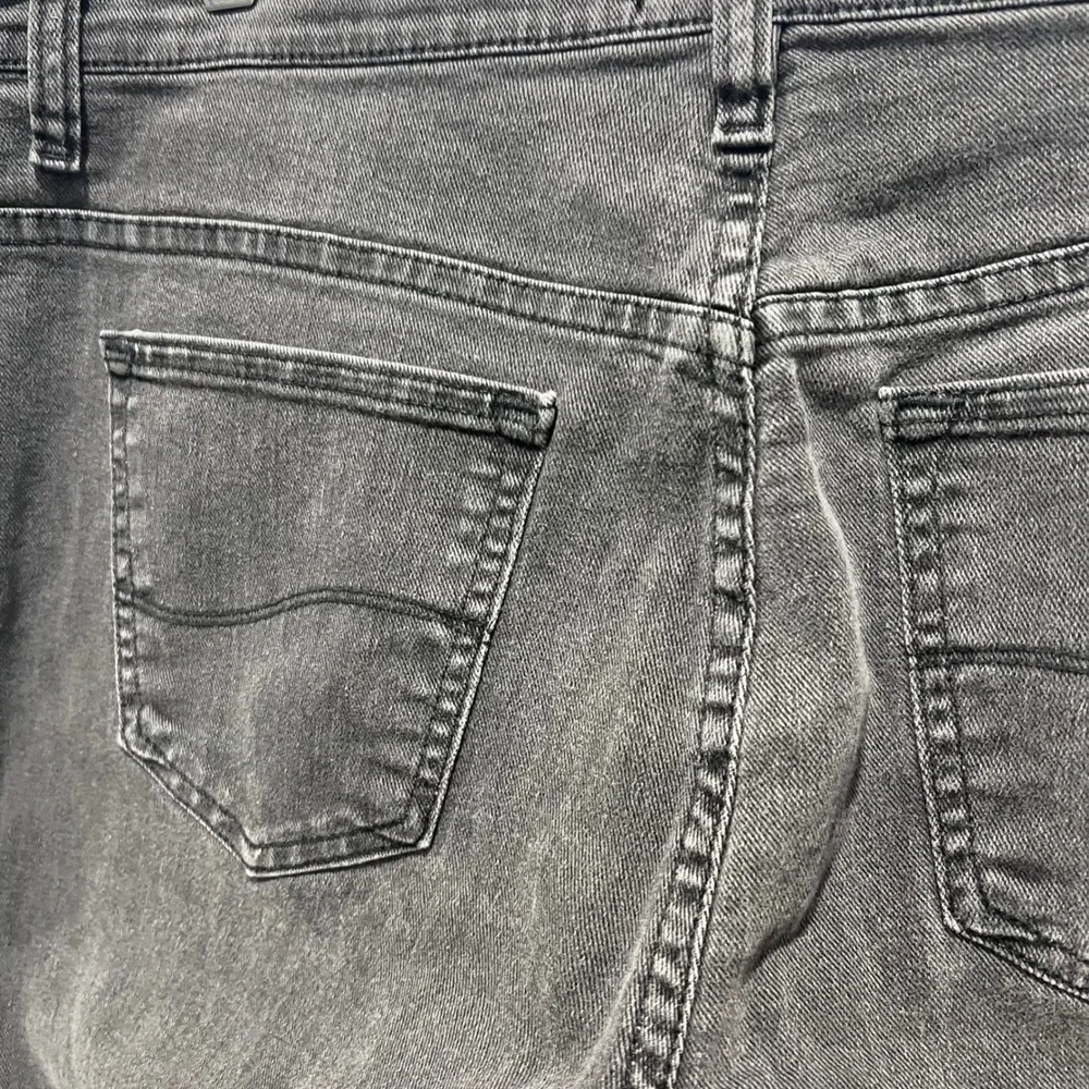 Lee Womens Straight Leg Relaxed Fit Black Jeans 18W Petite Flawed - Picture 9 of 13